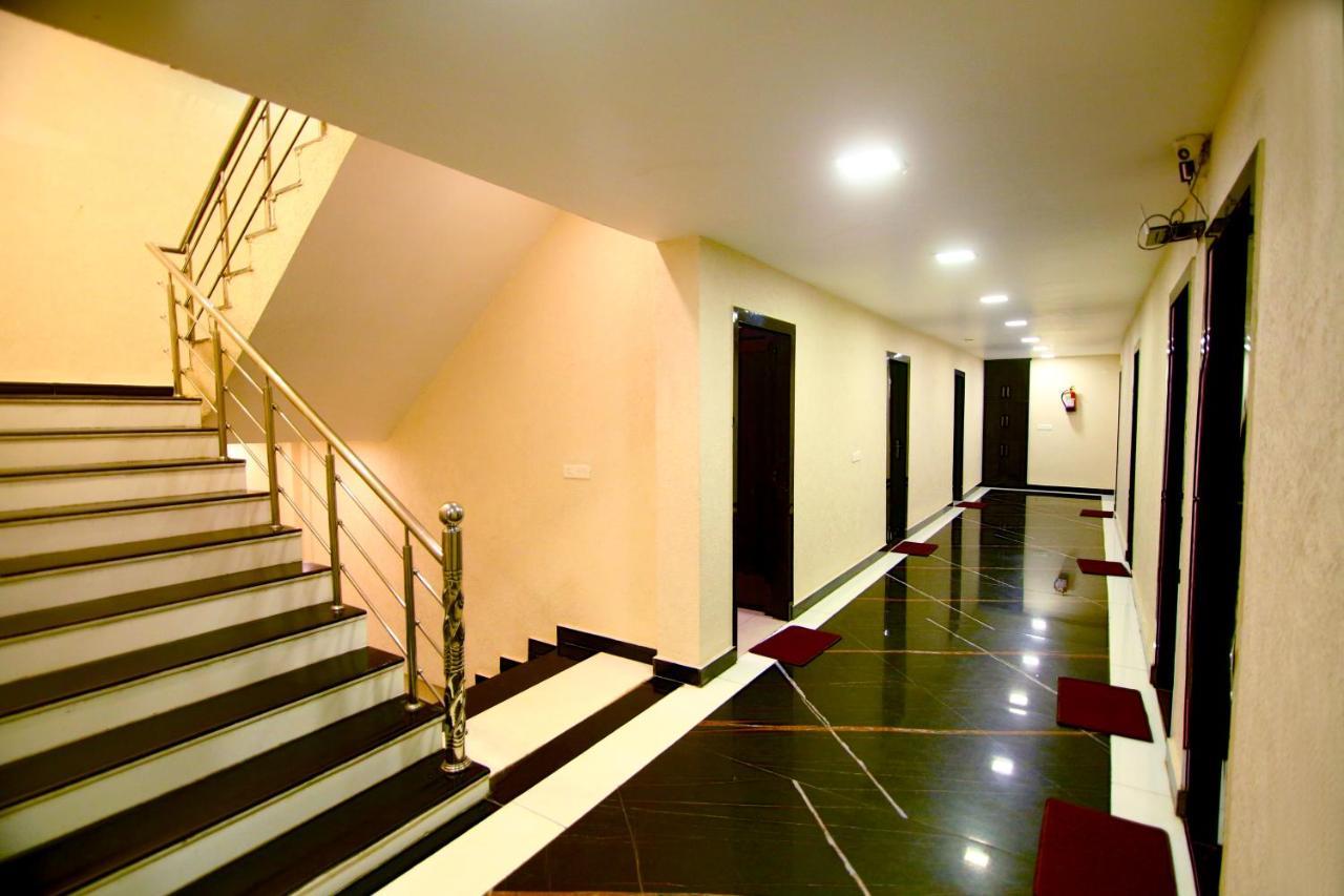 Hotel Gharonda Rishikesh Ngoại thất bức ảnh